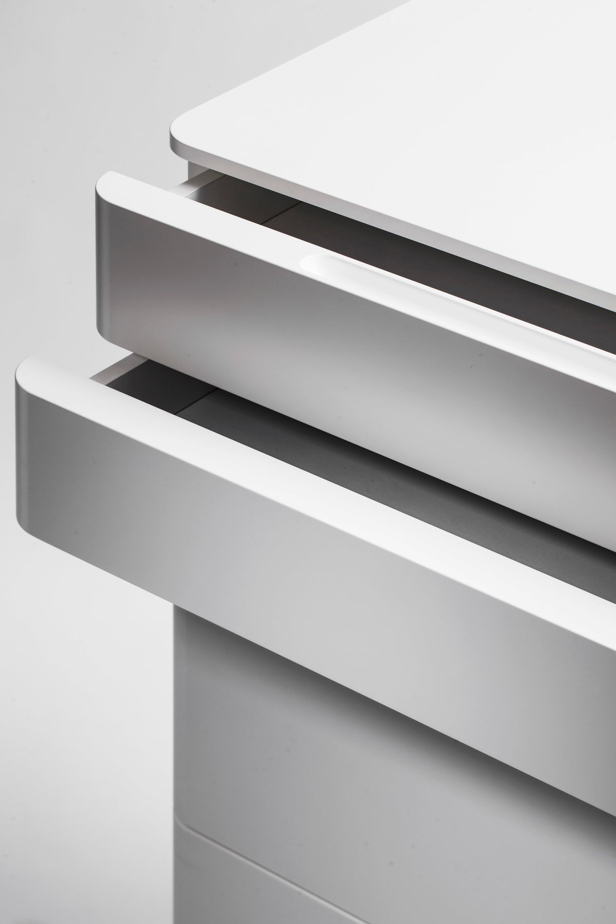 Large Cosimo Storage Unit | 6 Push/Pull Drawers on Casters | Matte White Lacquer