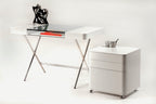 Bureau Cosimo verre et laqué blanc mat avec le caisson Cosimo, sculpture posée sur le plateau