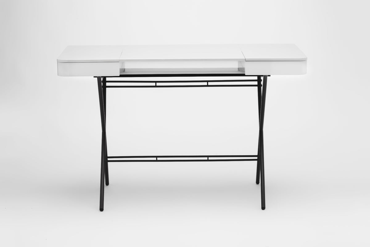 Bureau Cosimo laqué gris brillant, piètement bronze foncé mat, vue de face