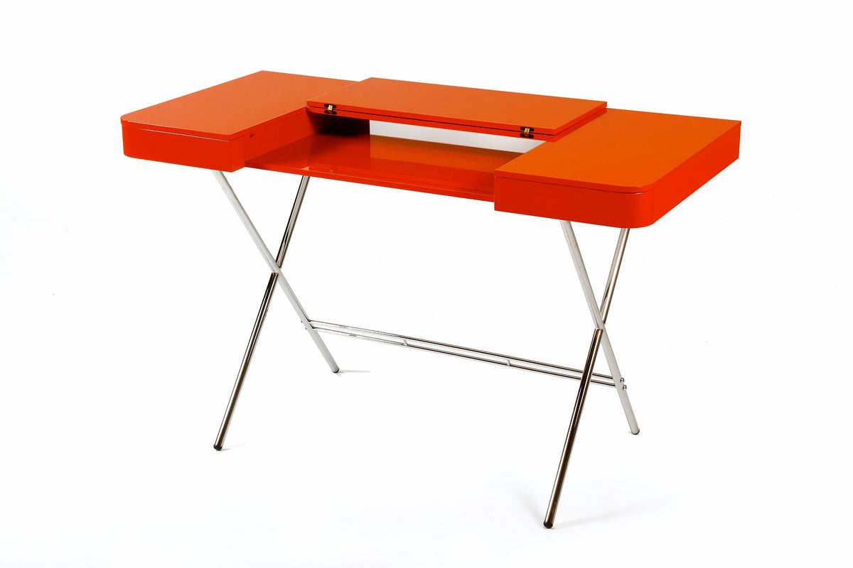 Bureau Cosimo laqué orange brillant, tablette rabattable ouverte, piètement chromé