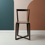 Photo de la chaise d'architecte Head en bois ultra légère devant un mur coloré