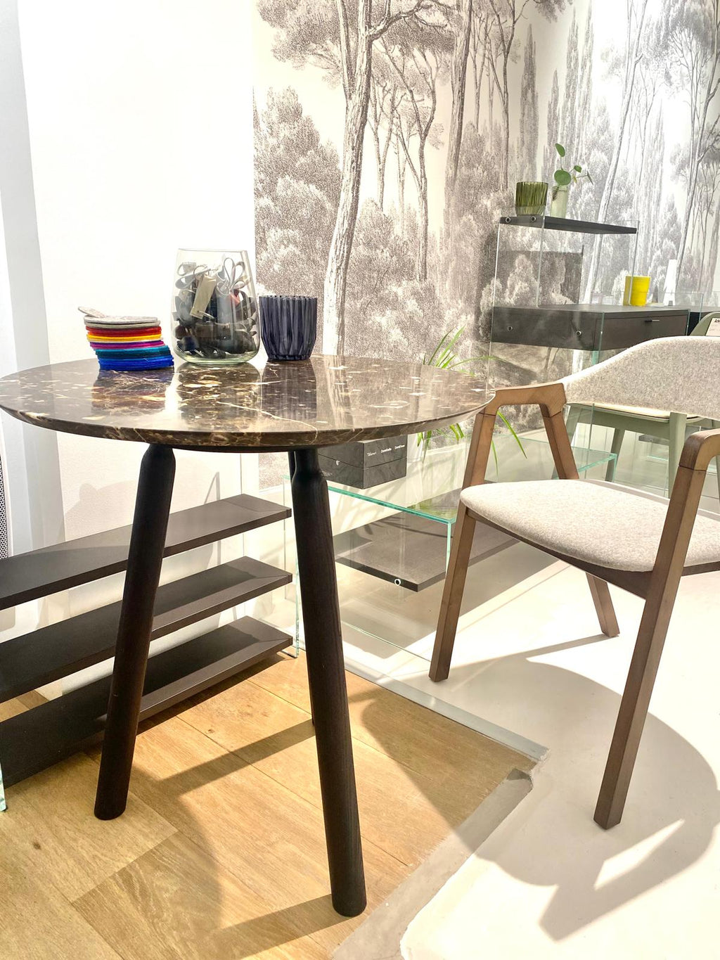 Ninna Guéridon | Solid Ash and Marble