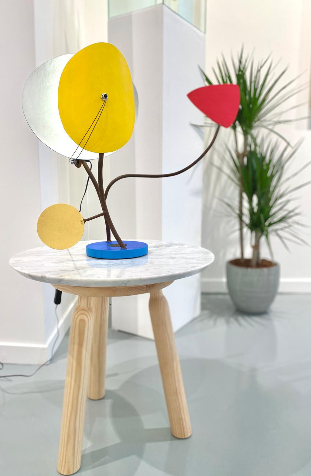 Ninna Coffee Table | Turned solid ash and Carrara marble | Design Carlo Contin